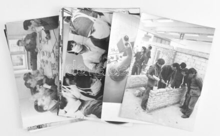 17 db címkén feliratozott szocreál sajtóftó 18x12 cm