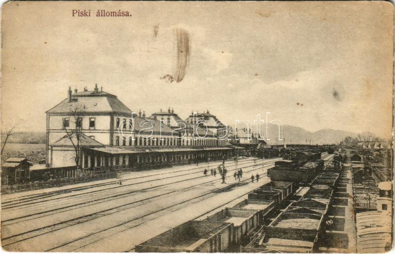 1913 Piski, Simeria; vasútállomás, vonat. Adler fényirda 1911. / railway station, trains + 'GYULA-FEHÉRVÁR - BUDAPEST 5. SZ. A' vasúti mozgóposta bélyegző (kopott sarkak / worn corners)