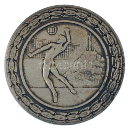 1950. 'Magyar Röplabda Szövetség 1950 évi őszi bajnokság - Sporttal a békéért' ezüstpatinázott bronz emlékérem (50mm) T:XF patina
