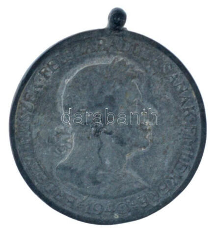 1940. 'Erdélyi részek felszabadulásának emlékére' Zn emlékérem mellszalag nélkül. Szign.: Berán T:XF oxidáció Hungary 1940. 'Commemorative Medal for the Liberation of Transylvania' Zn medal without ribbon. Sign.: Berán C:XF