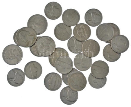 Amerikai Egyesült Államok 1940-1996. 5c (21db/14xklf) + 1965-2001. 25c (6db/5xklf) + Kanada 1968-1978. 5c-25c (2xklf) T:vegyes USA 1940-1996. 5 Cents (21pcs/14xdiff) + 1965-2001. 25 Cents (6pcs/5xdiff) + Canada 1968-1978. 5 Cents - 25 Cents