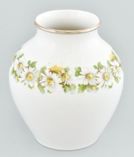 Bavaria kamilla mintás porcelán váza, kopásokkal, m: 17,5 cm