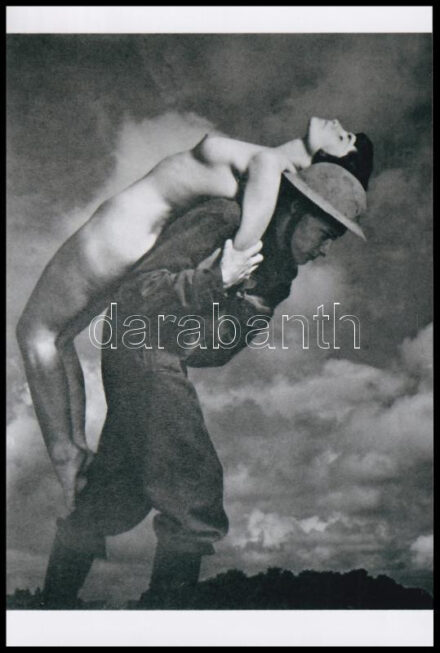 cca 1940 Hadizsákmány, 1 db modern nagyítás a néhai Lapkiadó Vállalat központi fotólaborjának archívumából, 15x10 cm