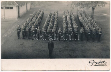 Makó, Levente csapat vigyázzban. Bolygó foto, photo