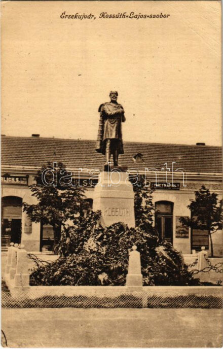 1938 Érsekújvár, Nové Zámky; Kossuth Lajos szobor, üzletek. Adler József kiadása / statue, monument, shops + '1938 Érsekújvár visszatért' So. Stpl. (EB)
