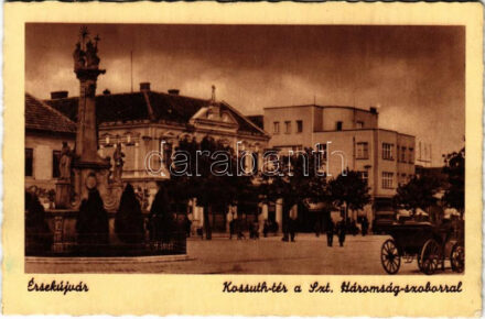 1942 Érsekújvár, Nové Zámky; Kossuth tér, Szentháromság szobor. Jaksics Ferenc kiadása / square, Holy Trinity statue (EK)