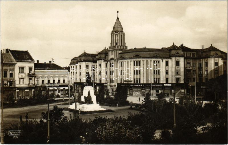 Debrecen, Református püspöki bérpalota, Függetlenségi Kör, Csillag testvérek, Iparosok és kereskedők hitelszövetkezete, Otthon Tejcsarnok, Lefkovits László bútorháza, Bernfeld Sámuel üzlete