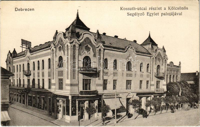 Debrecen, Kossuth utca, Kölcsönös Segélyző Egylet palotája, Gazdák Biztosító Szövetkezete, üzletek. Ifj. Gyürky Sándor kiadása (EK)
