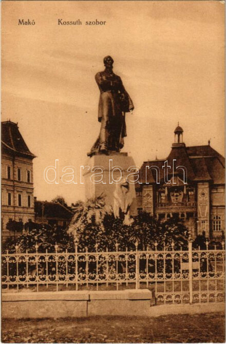 Makó, Kossuth szobor