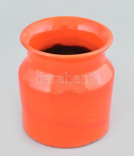Narancsszínű mázas kerámia váza, zsűrizett, kopásokkal, m: 13 cm