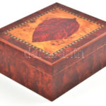 Cédrusfa humidor szivartartó páratartalom mérővel, párátlanítóval, szép állapotban, 26x22x11 cm