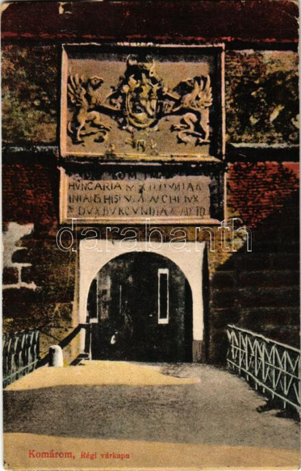 1939 Komárom, Komárno; Régi várkapu. Vasúti levelezőlapárusítás 45. sz. 1915. / castle gate (r)