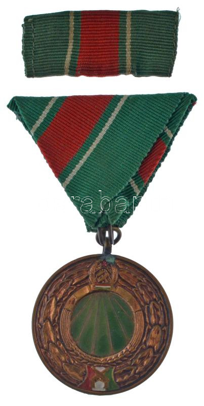 ~1950. 'Vám- és Pénzügyőrségi Szolgálati Érem bronz fokozat' Rákosi címeres zománcozott kitüntetés mellszalagon, szalagsávval T:AU