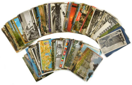 Kb. 200 db MODERN külföldi város képeslap / Cca. 200 modern non-Hungarian town-view postcards