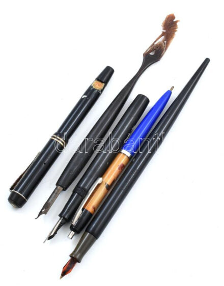 5 db toll alkatrésznek, közte Mont Blanc is, sérültek