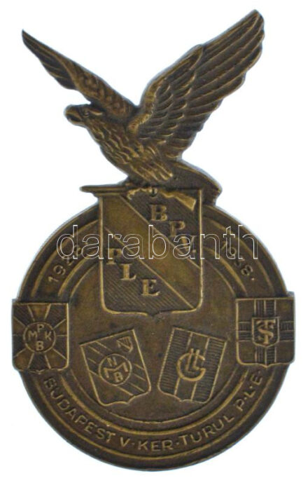 1938. 'Budapest V. Kerületi Turul Polgári Lövész Egylet' bronz emlékérem hátoldalán csavaros hátlappal (~62x39mm) T:XF