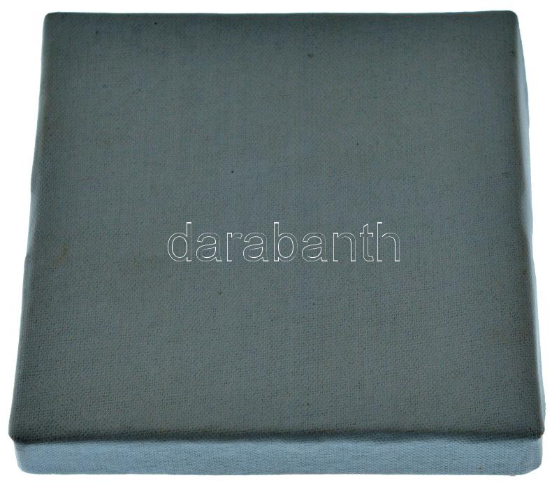 Lengyelország DN 'Bem József - Petőfi Sándor / TTPW (Tarnowskie Magyar Baráti Társaság)' kétoldalas bronz emlékérem tokban (60mm) T:XF patina Poland ND 'Józef Bem - Sándor Petőfi / TTPW - Tarnowskie Towarzystwo Przyjaciol Wegier' - Image 3