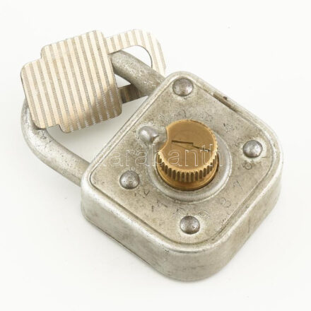 Retro német fém zár, számzáras, kódjával, kis kopással, m: 6.5 cm