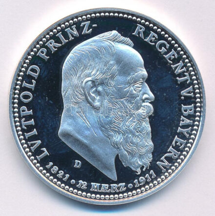 2005. A Német Államok / Bajorország 1911D 5M 'Lipót herceg 90. születésnapja' érme jelzett utánverete T:PP 2005. The German States / Bavaria 1911D 5 Mark '90th birthday - Duke Leopold' coin marked restrike C:PP