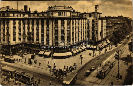 Budapest VIII. Rákóczi út és Tanács körút sarka (Astoria), villamosok, autóbusz, üzletek. Képzőművészeti Alap