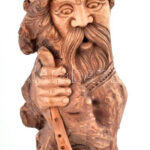 Gyökérfaragás, szobor, jelzett: Rahó (Kárpátalja), m: 44 cm