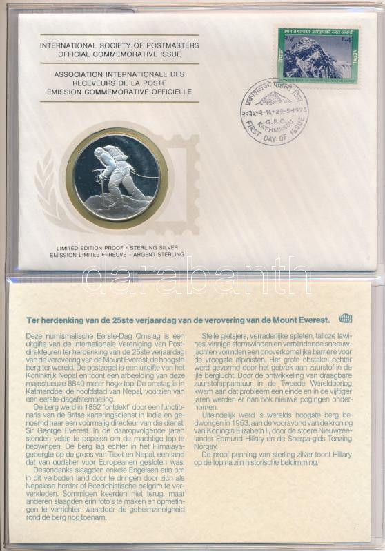 1978. 'Postamesterek Nemzetközi Szövetsége hivatalos emlékérem kiadása 1978 - Nepál' Ag emlékérem érmés borítékban, első napi bélyegzős bélyeggel, holland nyelvű leírással (20g/0.925/39mm) T:PP 1978. 'Internatinal Society of