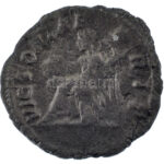 Római Birodalom / Róma / Septimius Severus 210. Denár Ag (2,61g) T:XF,VF Roman Empire / Rome / Septimius Severus 210. Denarius Ag 'SEVERVS PIVS AVG BRIT / VICTORIAE BRIT' (2,61g) C:XF,VF - Image 2