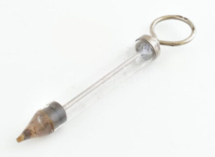 Régi fecskendő, sérült, ragasztott, h: 14 cm