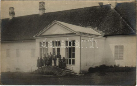 Gímes, Ghymes, Dymes, Jelenec; Forgách kastély / castle. photo (EB)