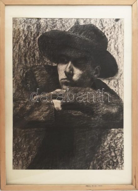 Czimra Gyula (1901-1966): Kalapos portré (önarckép?), Róma, 1924. Szén, papír, jelezve jobbra lent, üvegezett fakeretben, 58x42,5 cm / charcoal on paper, signed, framed.