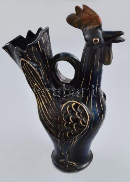 Pedro Mercedes (Spanyolország, 1921-2008): Kakas. Mázas kerámia, cca 1970, alján jelzett. Kis kopásokkal, m: 44 cm. Állatfigurái ritkán bukkannak fel aukciókon. Pedro Mercedes az egyik legismertebb spanyol modernista keramikus, akit sok művészettörténész