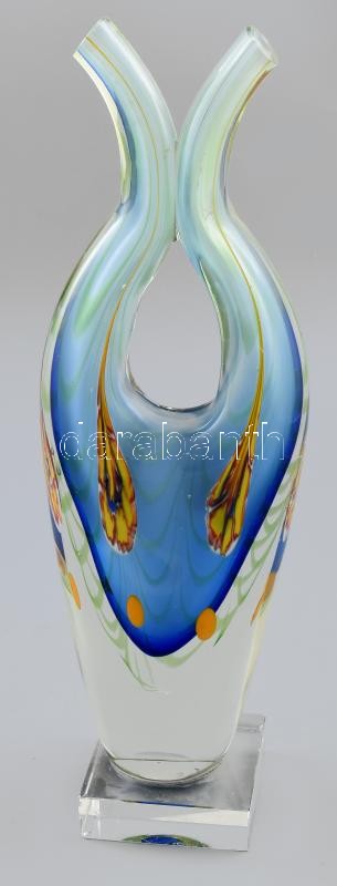 Murano stúdiómunka. Anyagában színezéssekkel, elhúzott millefiori mintákkal. Jelzés nélkül, talpánál kopással, pattogzással, m: 37,5 cm