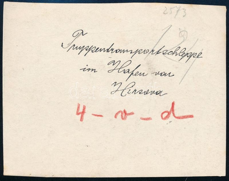 cca 1914-1918 Az Osztrák-Magyar Cs. és Kir. Dunaflottilla (K. u. k. Donauflottille) csapatszállítói Hirsovánál (Hârsova, Románia). Eredeti fotó, a hátoldalon feliratozva, 11x8,5 cm / cca 1914-1918 Troop transports of the Austro-Hungarian Danube Flotilla ( - Image 2