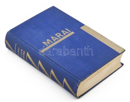 Márai Sándor: Idegen emberek. I-II. köt. [Egy kötetben]. Bp., 1930, Pantheon, 199+(1) p. + 242+(6) p. Első kiadás. Kiadói aranyozott egészvászon-kötés, a borítón némi kopással, a hátsó szennylap sérült, egyébként jó állapotban. + ,,Harminc éves vagyok..."