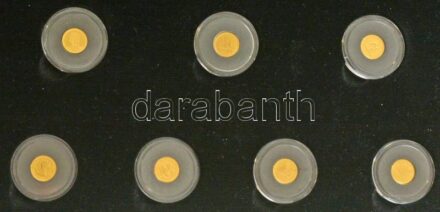 2010-2022. "A világ legkisebb arany érméi" 26xklf Au érméből álló gyűjtemény klf országokból, 2db mahagóni fa díszdobozban, összesen 4db kivehető tálcával, 2db nagyítóval, magyar nyelvű tanúsítványokkal (0,5g/0,999/11mm) T:PP 2010-2022. "The Smallest Gold
