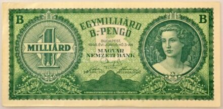 1946. 1.000.000.000BP T:XF hajtatlan, több kisebb hajlás, sarokhajlás / Hungary 1946. 1.000.000.000 Billion Pengő C:XF unfolded, more smaller bends, folded corner Adamo P40, Krause P#137