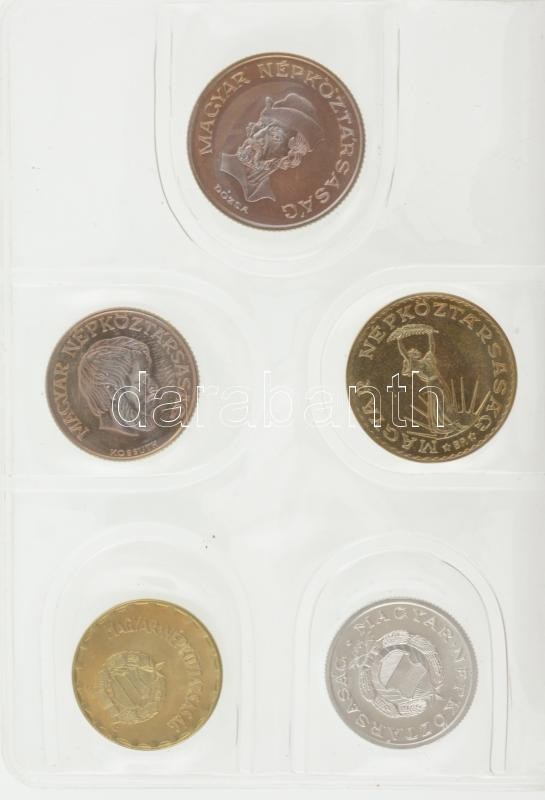 1987. 2f-20Ft (10xklf) forgalmi sor, "Magyar Népköztársaság - forgalmi érméi" feliratú csokoládébarna műbőrtokban, belső oldalon a Magyar Nemzeti Bank tájékoztató helyett "Kereskedelmi Bank" T:UNC Hungary 1987. 2 Fillér - 20 Forint (10xdiff) coin set in c - Image 2