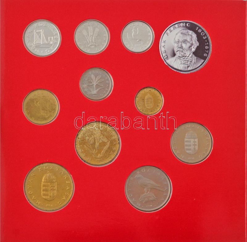 1994. 10f-200Ft (11xklf) "Magyarország pénzérméi" forgalmi sor dísztokban, benne 1994. 200Ft Ag "Deák". A belső tokon a ragasztás részben elengedett. T:PP patina / Hungary 1994. 10 Fillér - 200 Forint (11xdiff) "Magyarország pénzérméi (Coins of Hungary)" - Image 2