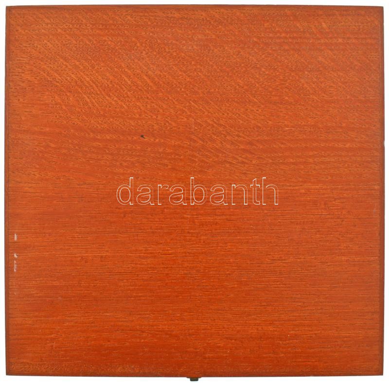 Csóka Zsuzsanna (1962-) 1996. "Millecentenárium" Ag emlékérem sorozat fa dísztokban a Babits Kiadótól a következő felosztásban: "Árpád fejedelem / Csodaszarvas és Lehel kürtje" + "Szent Korona / Rakamazi Korong" + "Attila kardja / Tarsoly" (3x~93,80g/0.92 - Image 3