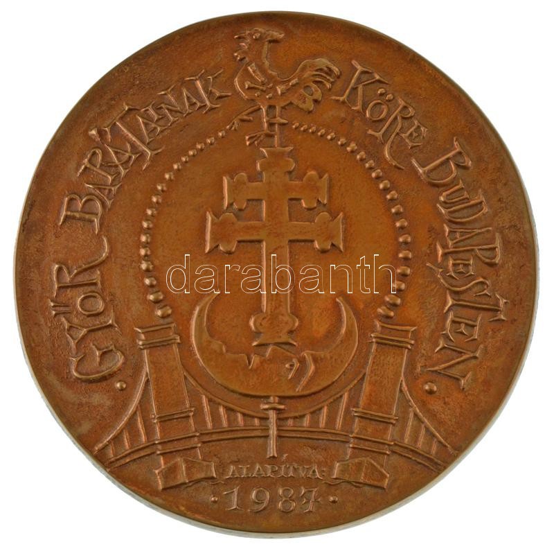 Lebó Ferenc (1960-) DN "Szent László kegyhelye, Győr / Győr barátainak köre Budapesten - alapítva 1987" kétoldalas, nagyméretű bronz emlékplakett dísztokban (128mm) T:UNC akasztónyom a peremen / Hungary ND "Szent László kegyhelye, Győr / Győr barátainak k - Image 2