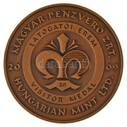 2009. "Magyar Pénzverő Zrt. Látogatói Érem / Elődeink - Körmöcbánya" kétoldalas bronz emlékérem kapszulában (42,5mm) T:UNC / Hungary 2009. "Hungarian Mint Ltd. Visitor Medal / Our ancestors - Kremnica" bronze medallion in capsule (42,5mm)