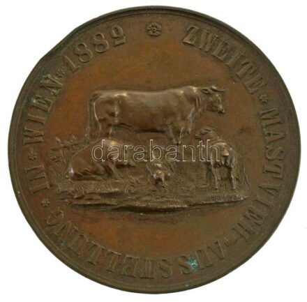 Ausztria / Bécs 1882. "2. Bécsi Hízómarha Kiállítás 1882 / Császári és Királyi Mezőgazdasági Kiállítás Bécsben" bronz emlékérem. Szign.: Heinrich Januer (75mm) T:AU patina / Austria / Vienna 1882. "2nd Fattening Cattle Exhibition 1882 / Imperial and Royal