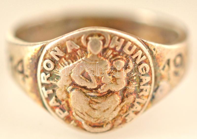 Osztrák-Magyar Monarchia ~1915."1914-1915" jelzett Ag propaganda gyűrű "W. Singer" gyártói jelzéssel, Patrona Hungariae ábrázolással (2,75g/50-es méret) / Austro-Hungarian Monarchy ~1915. "1914-1915" hallmarked Ag propaganda ring with "W. Singer" maker's