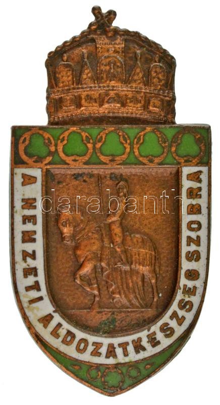 Osztrák-Magyar Monarchia ~1915. "A Nemzeti Áldozatkészség Szobra" zománcozott bronz jelvény, hátlapon "HIVATALOS KIADVÁNY" felirattal, vízszintes tűvel (47x24mm) T:AU Austro-Hungarian Monarchy ~1915. "Statue of the National Generosity" enamelled bronze ba