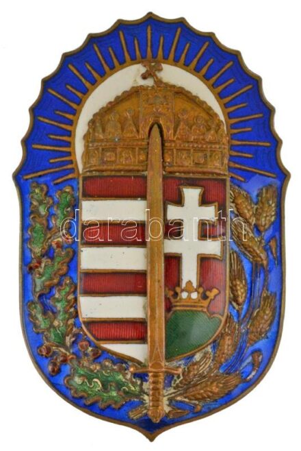 Kecskeméti József őrvezető hagyatékából: 1930. "Vitézi Jelvény" zománcozott bronz jelvény, bronz kard rátéttel, hátlapon ferde rögzítőpántokkal, hátlapon "Jerouschek Bpest Semmelweis u. 7." gyártói jelzéssel, viselői igazolvánnyal és fényképpel, utóbbin