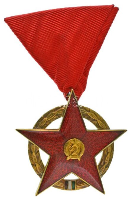 1953. "Vörös Csillag Érdemrend" aranyozott, zománcozott bronz kitüntetés mellszalagon T:AU / Hungary 1980. "Order of The Red Star" gilt, enamelled bronze decoration on ribbon C:AU NMK 611.
