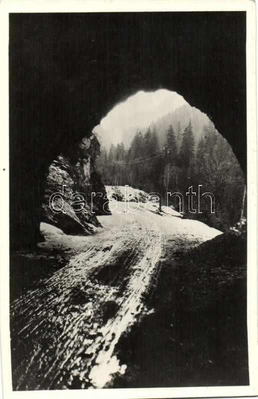 Gyilkos-tó, Lacul Rosu; alagút, Fitzus Zoltán kiadása / tunnel